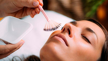 Peeling Químico - Dra. Karina Okita